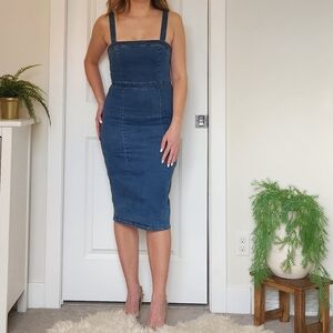 Kookai Australia Casella midi lentgth denim dress EUC size 6